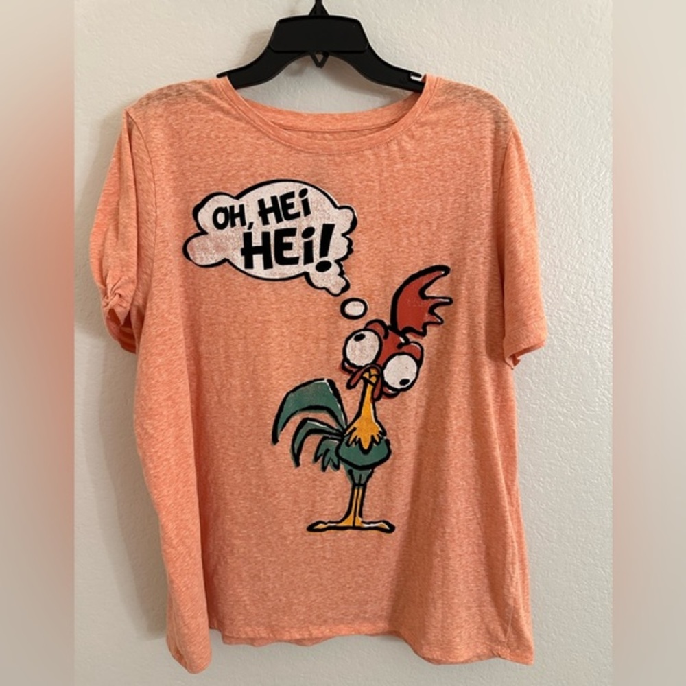 Disney Parks Exclusive Rare Moana’s Hei Hei XXL Ladies Orange Short Sleeve Tee